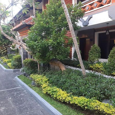 Dewa Bharata Bungalows Legian Exterior foto