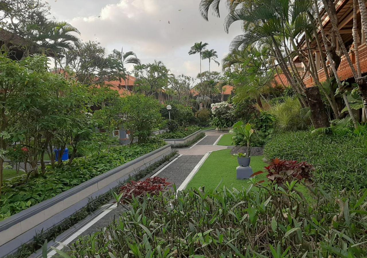 Dewa Bharata Bungalows Legian Exterior foto