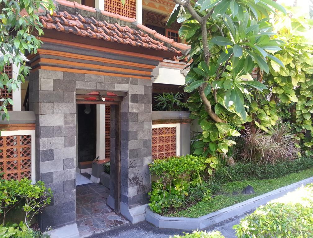 Dewa Bharata Bungalows Legian Exterior foto